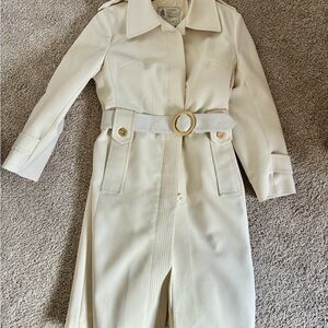 London Fog Cream rain Coat with Belt vintage size 14 women’s